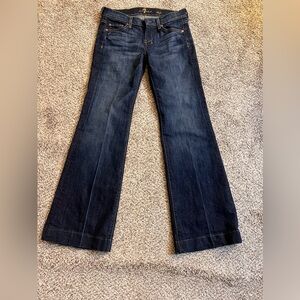 7 for all mankind Dojo jeans size 26. Like new
